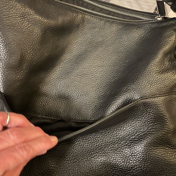 Michael Kors Purse - Picture 15 of 15